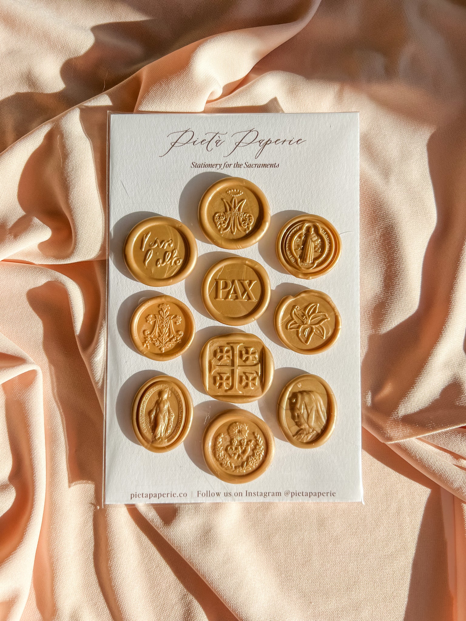 catholic wax seals variety pack of 10 in resurrection gold